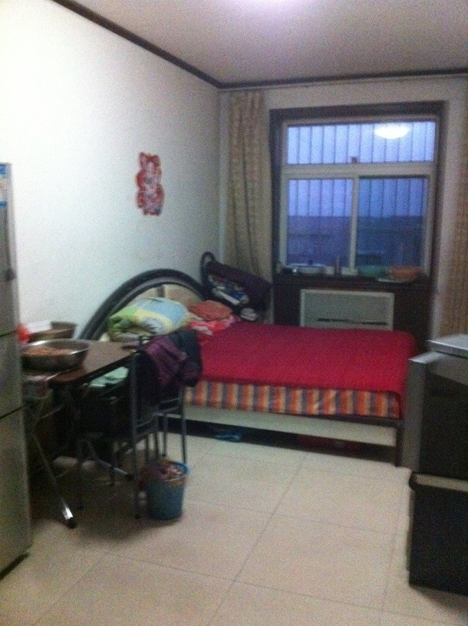 ʵ��Сѧ����Ԫ¥�ͼ۳���