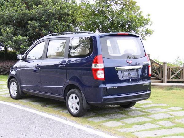 ת������������8000Ԫ