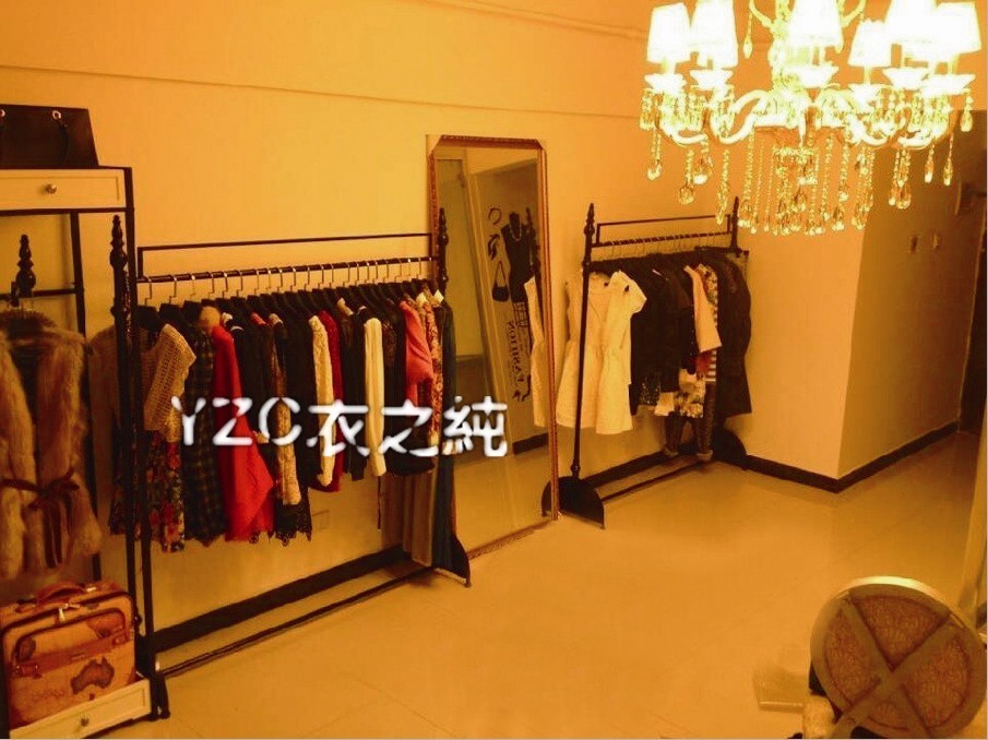 ������ƷŮװ�¼�