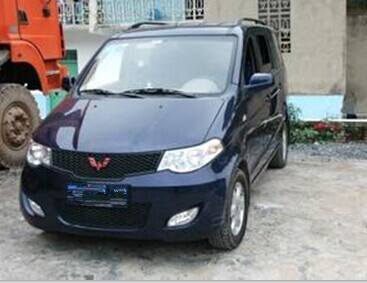 ������������8000Ԫ