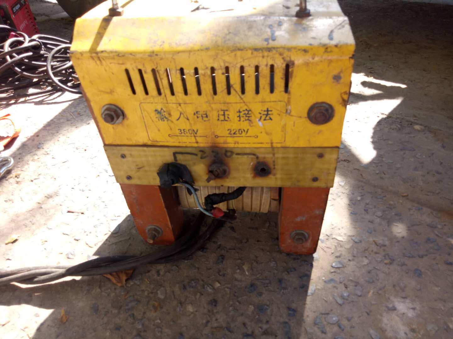 ���۶��ֵ纸��