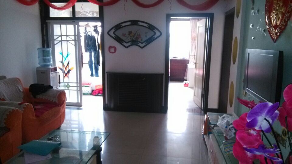 ����С�����۵�Ԫ¥