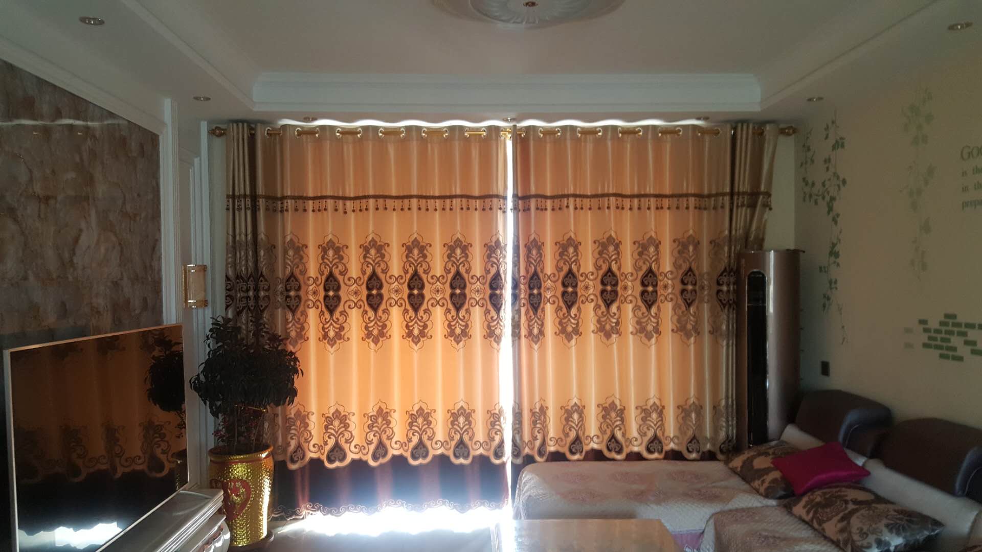 ��Ԫ¥����