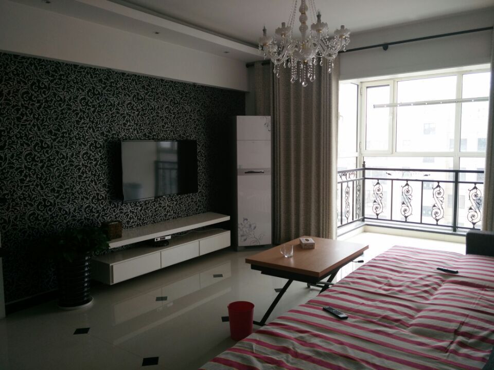 ������һ���Ҿ�װ��ȫ�׼ҵ�Ҿ߳���