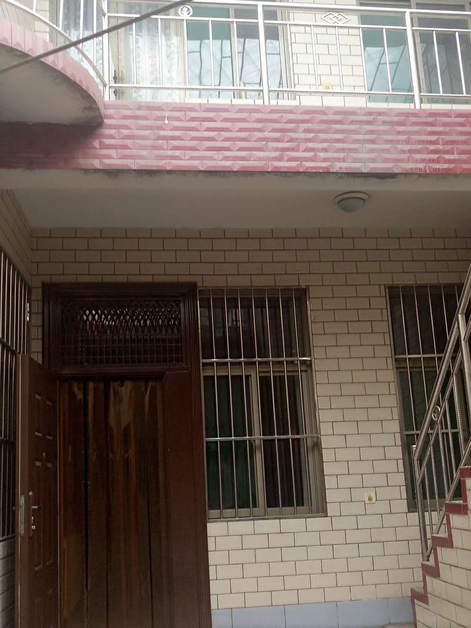 ���ݳ��⣡��ͨ�����������׺�Сѧ