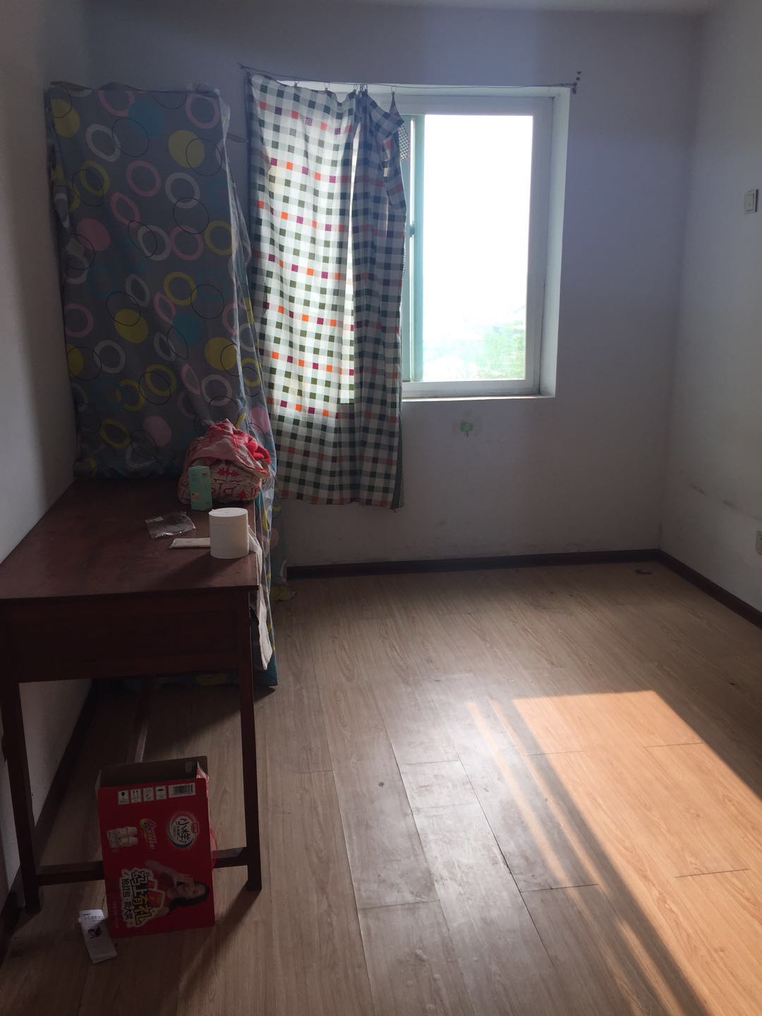 ���ⵥԪ¥120ƽ