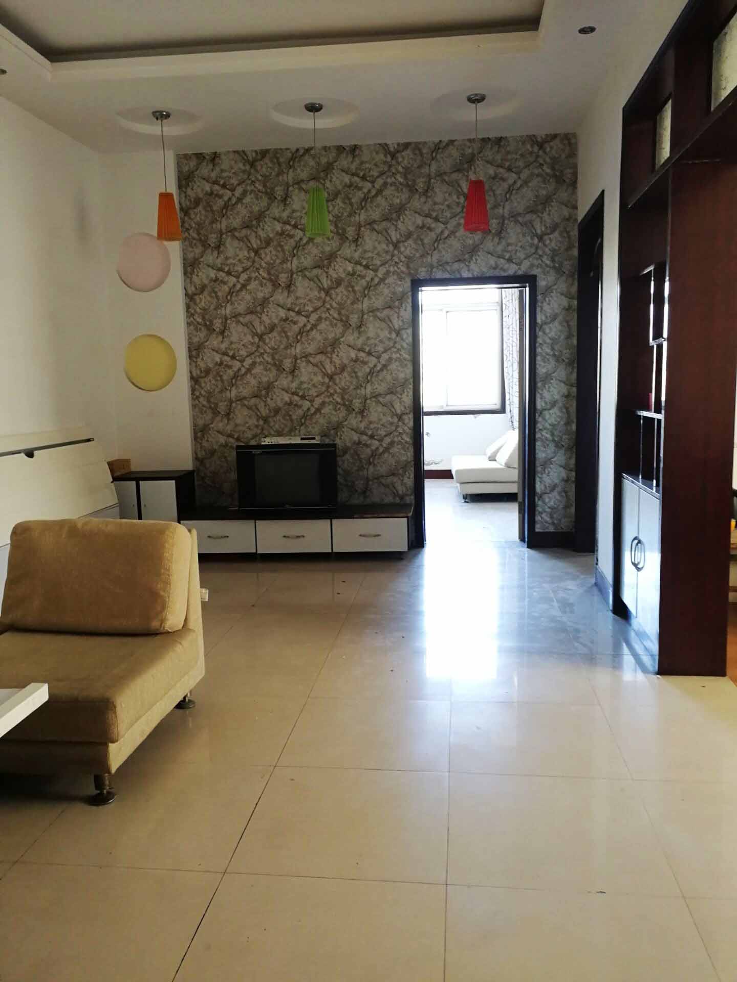 ����·�������ⷿ�ݣ�����һ��