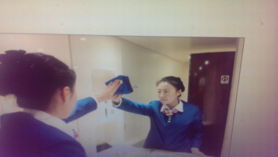 ����Ǽʸ����˷�Ա