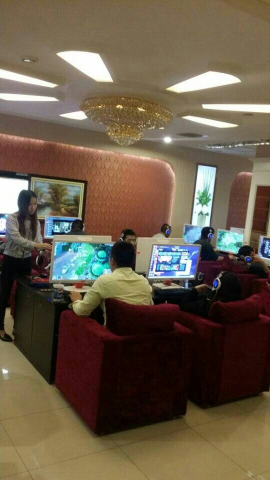 �콾����������Ƹ����Ա��Ů��