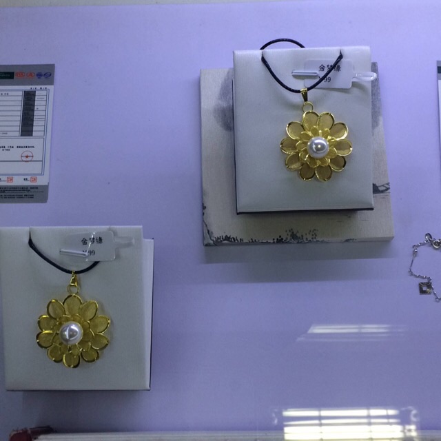 �䰲������һ����Ƹ����Ա