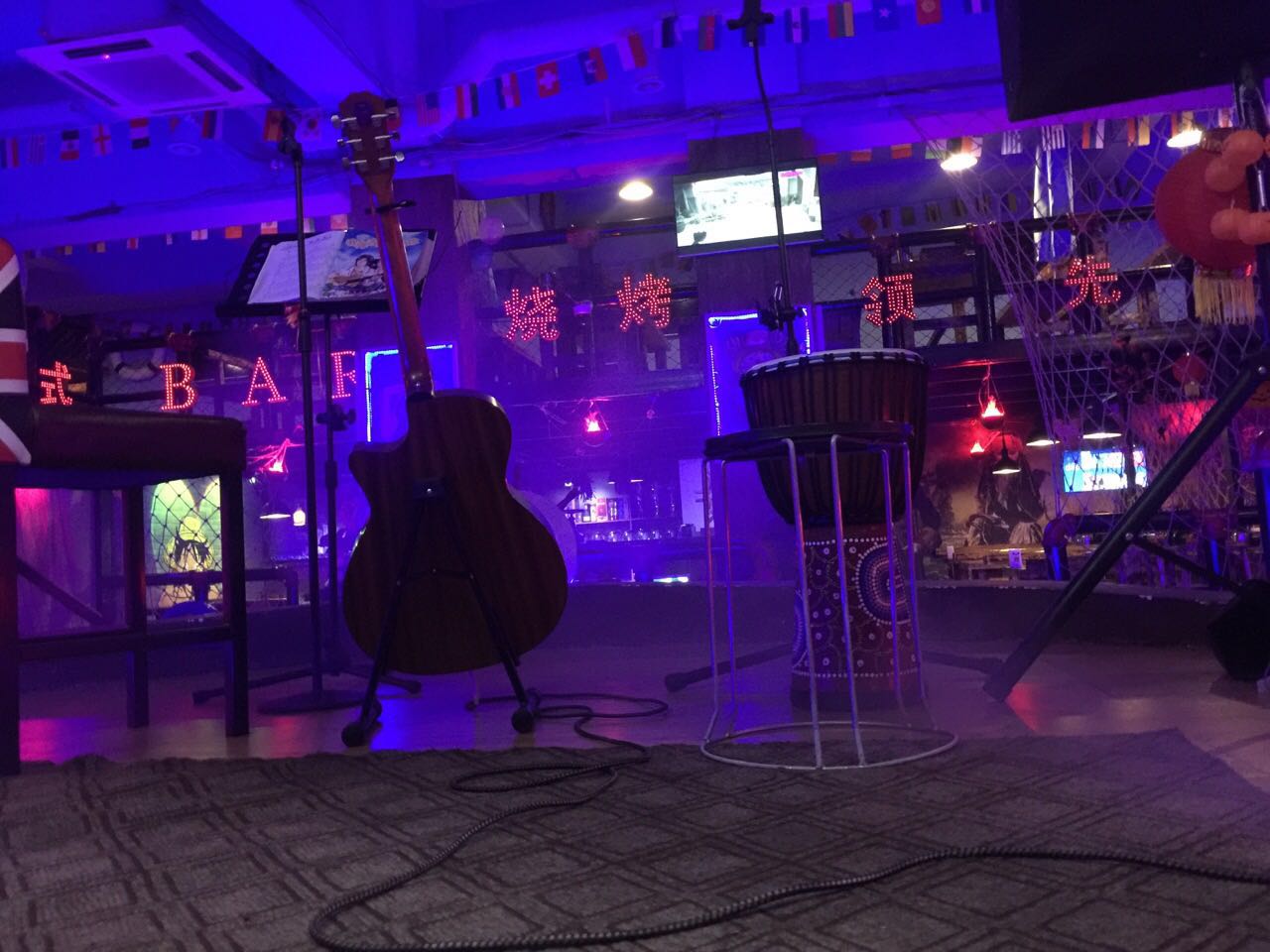 ��֮�����ֲ�����Ƹ����