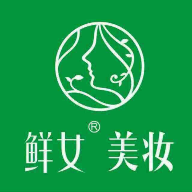 �䰲����Ů��ױ��