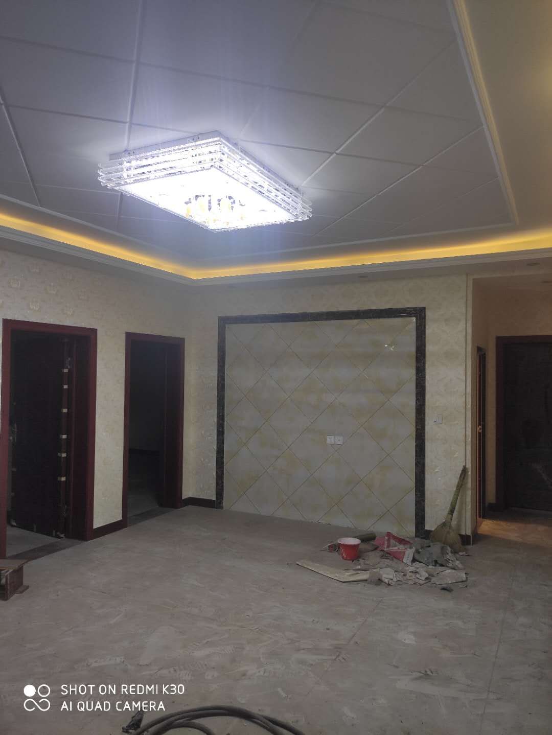 ���ӳ��ۣ�����������Ҽ�ţ�С��Ȩ��һ�ٶ�ʮ��ƽ����װ�ޣ���˫���������ߵ绰��ϵ