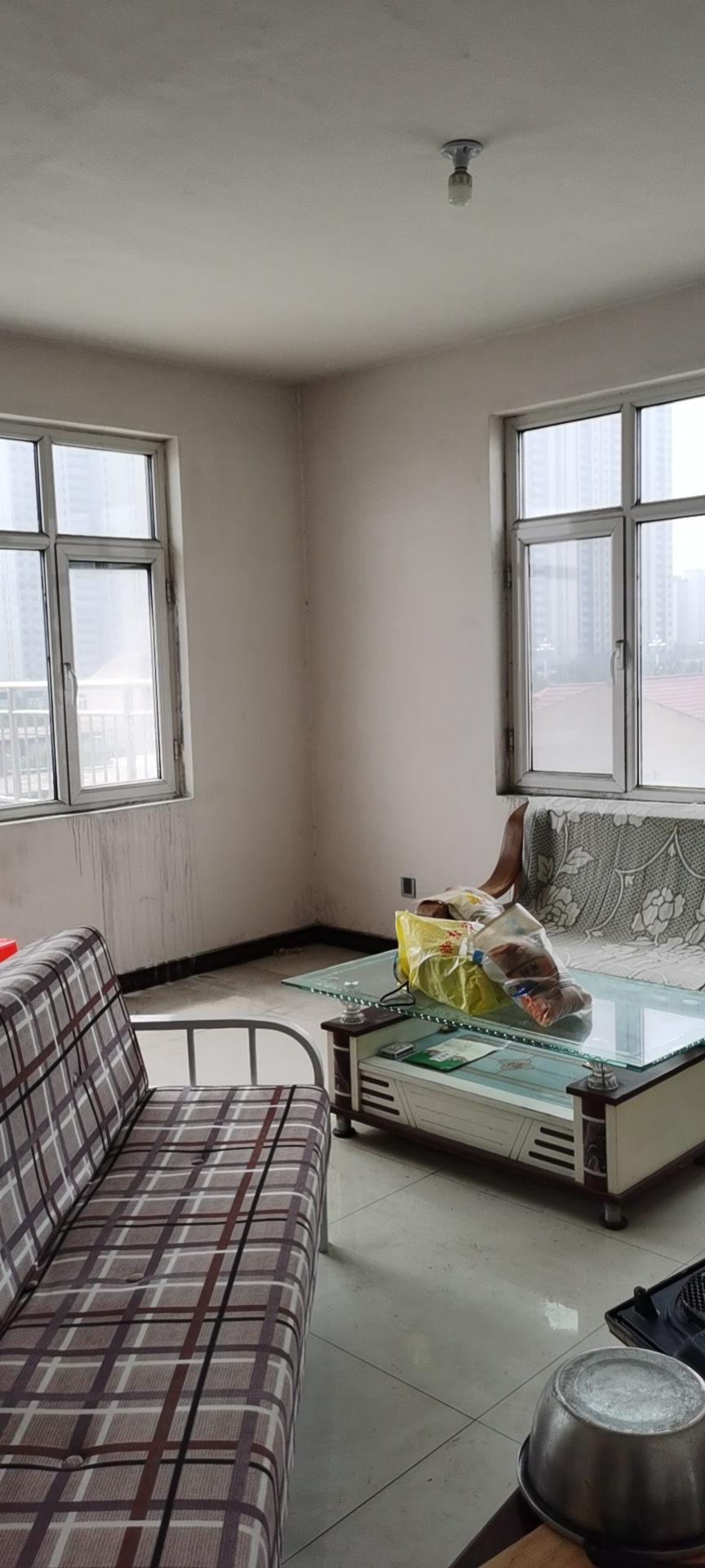 ���´���Ե�Ԫ¥����