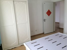 �䰲����ԷС������