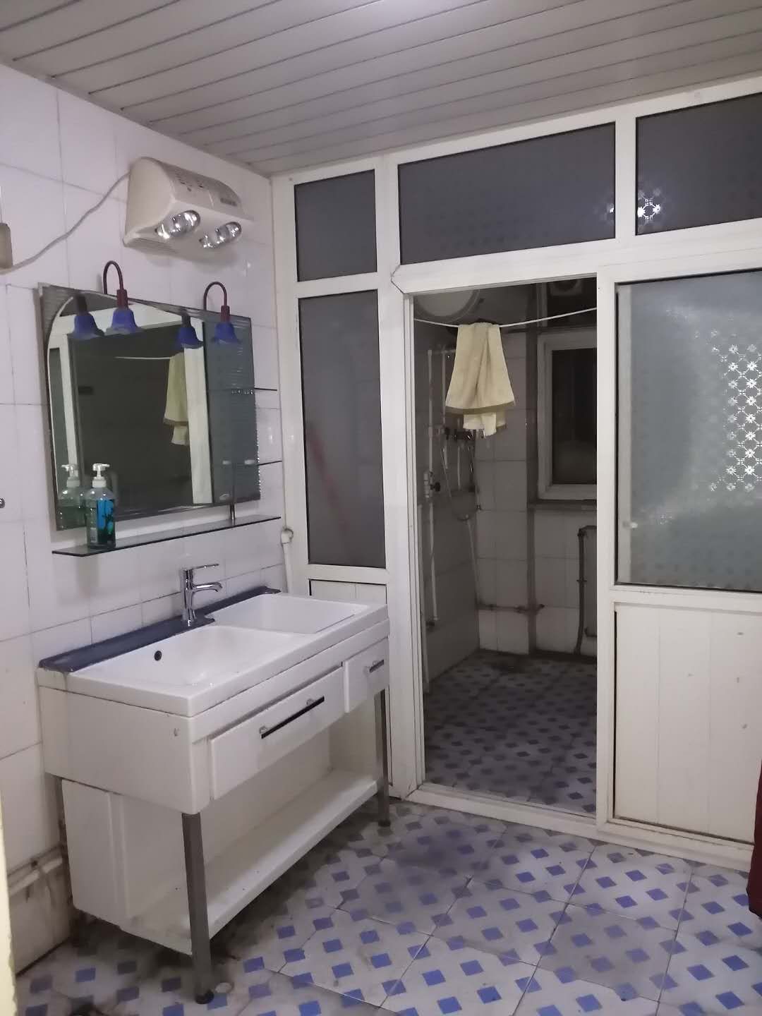 �䰲����·����ԷС����¥���ݳ���