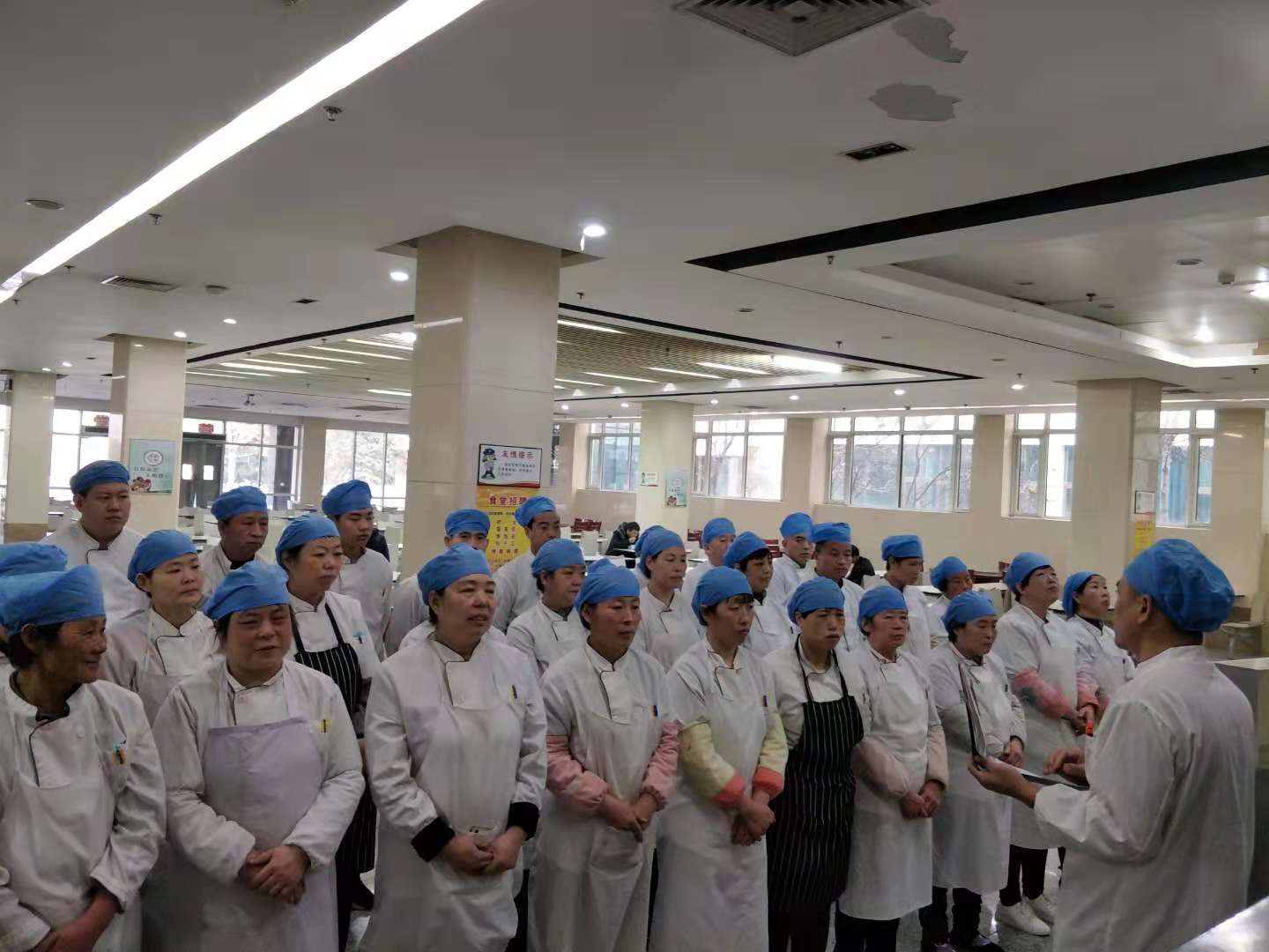 �䰲�е�һ����ҽԺʳ����Ƹ